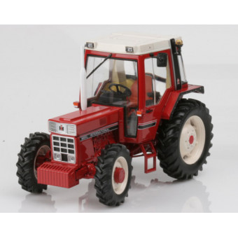 Tracteur-IH-845-XL