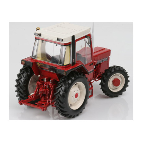 Tracteur-IH-845-XL