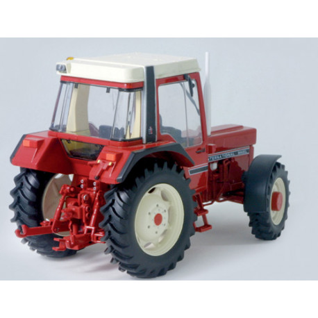 Tracteur-IH-844-XL-cabine-allemande