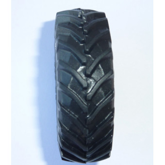 Jeu-de-roues-de-tracteur-NH-T7.210
