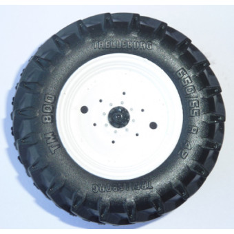 Jeu-de-roues-de-tracteur-NH-T7.210