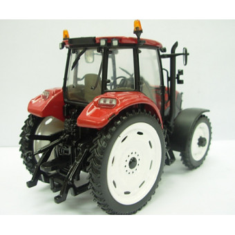 Case-IH-Farmall-115-U-en-roues-étroites---série-limitée