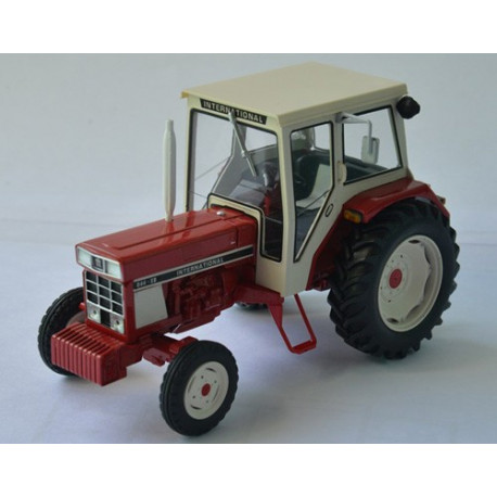 Tracteur IH 844 SB