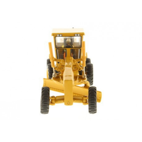 Niveleuse Caterpillar 140H avec figurine
