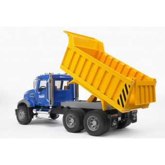 Camion-benne-MACK-Granite