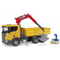 Camion de chantier Scania Super 560R avec grue et 2 palettes - Bruder 03551