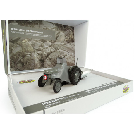 Coffret Ferguson TE 20 et charrue Rumptstad - Universal Hobbies