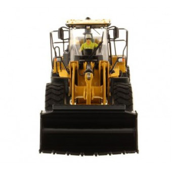 Chargeur Caterpillar 966M avec figurine