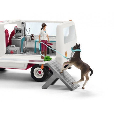 Vétérinaire mobile avec poulain Hanovrien - Schleich 42439