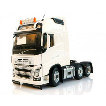 Tracteur Volvo FH16 6x2 blanc - Marge Models 1811-06