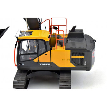 Pelle sur chenilles Volvo EC220E avec attache rapide S70 - AT3200115