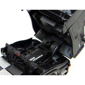 Tracteur Iveco Stralis noir