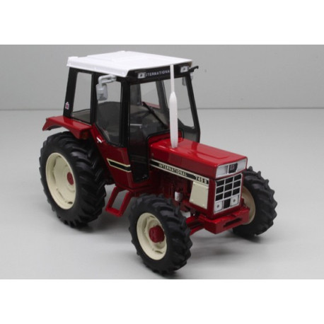 Tracteur IH 745 S