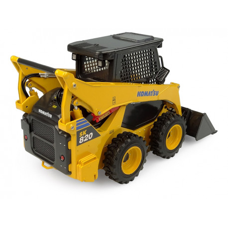 Chargeuse compacte Komatsu SK820 avec accessoires - Universal Hobbies UH8177