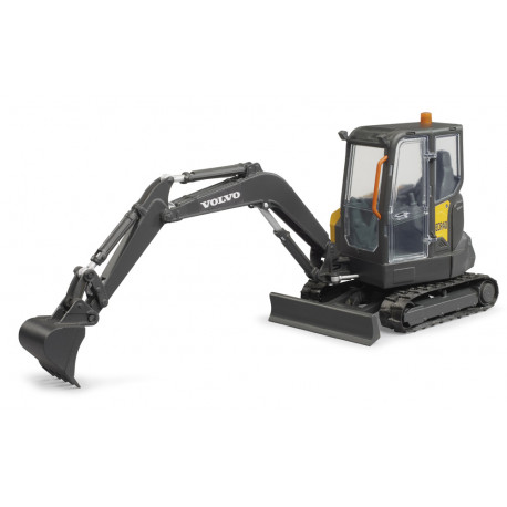 Pelleteuse compacte Volvo ECR40 - Bruder 02465