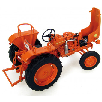 Tracteur Renault D22 - Universal Hobbies UH2676