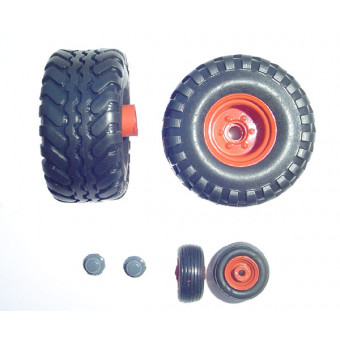 2 roues de presse Claas + 2 petites roues de pick-up 1/32