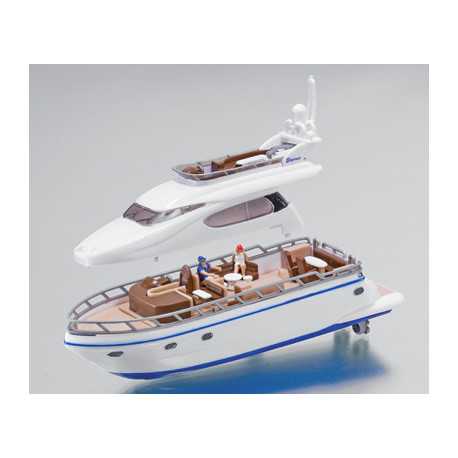 Surbaissé-avec-Yacht