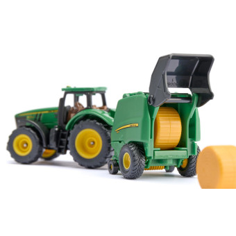 Tracteur JD 6215R avec presse JD 990 - Siku 1665