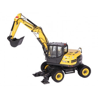 Pelle mécanique Komatsu PC210LC-11 avec marteau piqueur 1/50