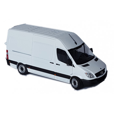 Mercedes-Benz Sprinter blanc - Marge Models