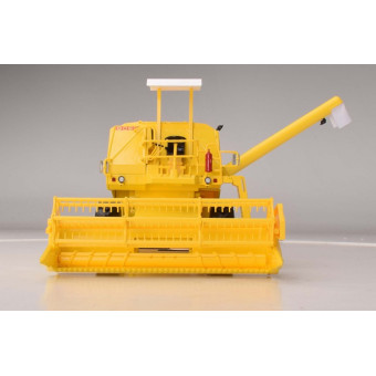Moissonneuse New Holland Clayson 8060 - Replicagri