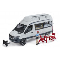 Camping Car MB Sprinter avec campeur et accessoires - Bruder