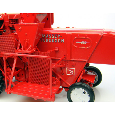 Moissonneuse Massey Ferguson 830 - Universal Hobbies 2880